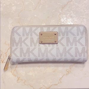 Michael Kors Logo Print Wallet